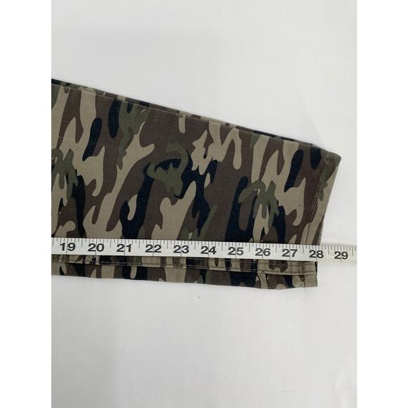 No Boundaries High Rise Skinny 13 Green Camo Jeans - Picture 9 of 9